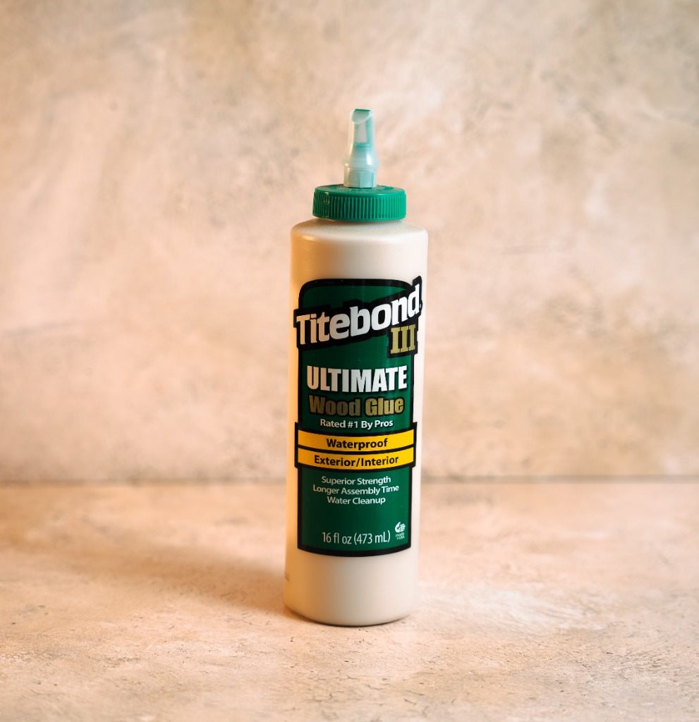 Titebond III ultimate waterproof wood glue 16 fl oz 473 ml bottle green cap